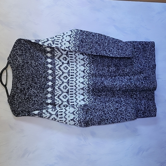 MY STYLE SWEATER - Picture 12 of 12